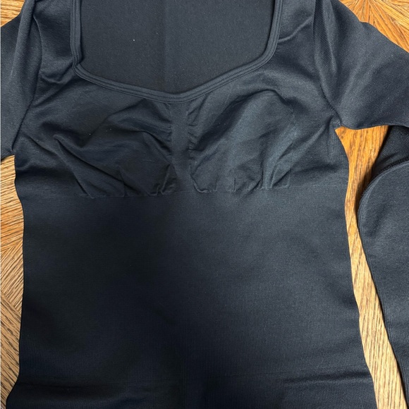 OQQ S 2-pack cream & black ribbed sweetheart neckline shapewear thumbhole mini - Picture 9 of 10